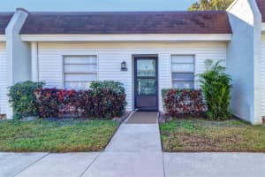 13812 Mission Oaks Blvd, SEMINOLE