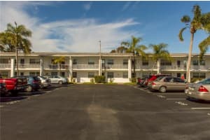 320 Brandy Wine Dr #320, LARGO