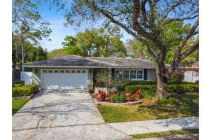 2240 Riverside Dr N, CLEARWATER