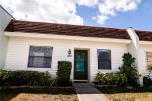 13822 Mission Oaks Blvd #a, SEMINOLE
