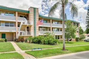 445 32nd Ave N #e210, ST PETERSBURG