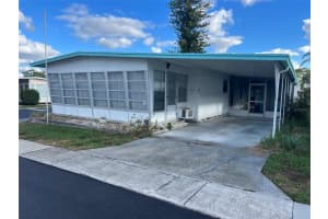201 Royal Palm Cir, LARGO