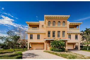 1500 Ember Ln, TARPON SPRINGS