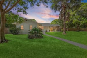 6091 102nd Ave N, PINELLAS PARK