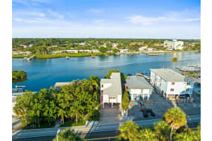 20051 Gulf Blvd, INDIAN SHORES