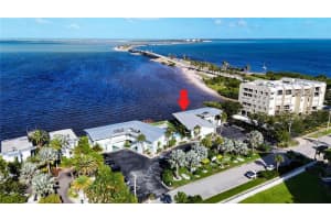 2570 Gary Cir #3, DUNEDIN