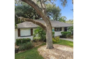 13418 Dottie Dr, TAMPA