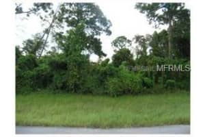 Hill Paper Ave, DELTONA