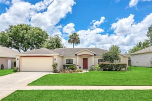 816 Benton Lake Dr S, DELAND