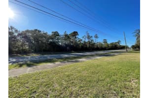 3180 Lake Helen Osteen Rd, DELTONA
