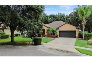 966 Springs Landing Dr, DELTONA