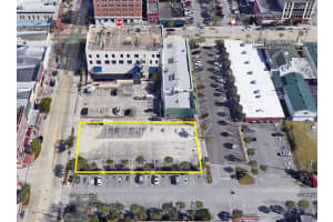 113 S Woodland Blvd, DELAND