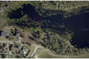 1651 Sterling Silver Blvd, DELTONA