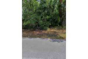 3441 Sandlor Dr, DELTONA
