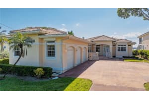 2542 S Peninsula Dr, DAYTONA BEACH