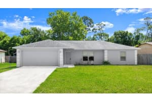 2747 Date Palm Dr, EDGEWATER