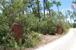 Anderson St, DELTONA