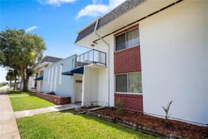 303 Ridge Blvd #110, SOUTH DAYTONA