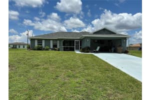 1015 Nw 23rd St, CAPE CORAL