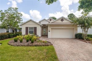 107 Wethersfield Ct, DELAND