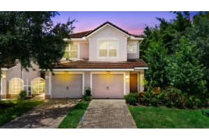 1200 Bella Rose Ct, DAVENPORT