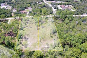 2074 Laredo Dr, DELTONA