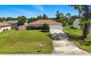 3154 Lynnhaven St, DELTONA