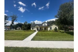 292 W Delaware Ave, LAKE HELEN