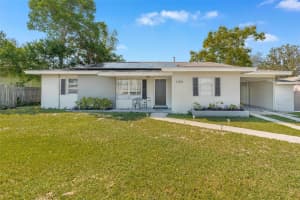 1794 Saxon Blvd, DELTONA