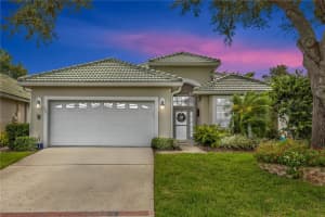 455 Foxhill Dr, DEBARY