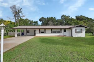 717 E Grove Pl, DELAND
