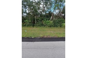 2848 Jewel Ave, DELTONA