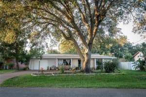 127 Berkshire Ln, PALM COAST