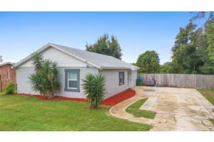 610 Nardello Dr, DELTONA