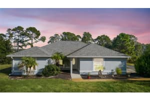 2044 Doyle Rd, DELTONA