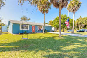 1804 Mango Tree Dr, EDGEWATER