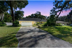 301 Lafayette Pl, DELAND