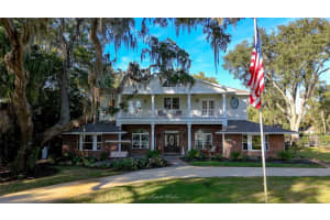 150 Lake Winnemissett Dr, DELAND 150 Lake Winnemissett Dr, DELAND