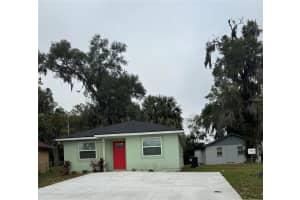 413 W Beresford Ave, DELAND