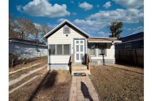 335 Maple St, DAYTONA BEACH