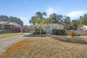 131 Lucerne Dr, DEBARY