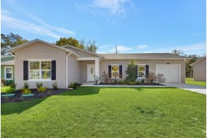 178 Dover Ln, DELAND