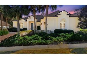 110 Curry Rise Ct, DELAND