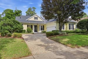 312 W Lake Victoria Cir, DELAND