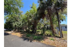 1127 Martha Dr, DAYTONA BEACH