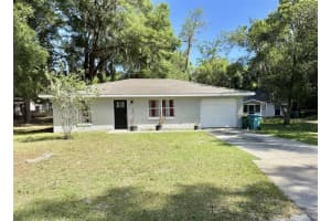 719 E Georgia Ave, DELAND
