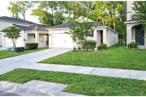 372 Pelham Park Dr, DELAND