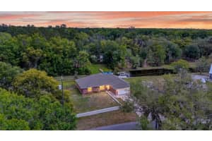 1505 Lakeside Dr, DELAND