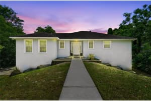 393 S Dexter Ave, DELAND