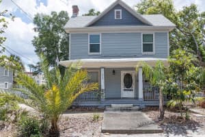 210 Luella Ct, DELAND